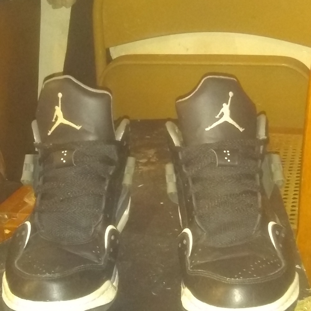Jordan shoes - Picture 3 of 4